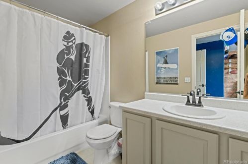 17441 Caley Ln, Aurora CO  80016-3187 exterior