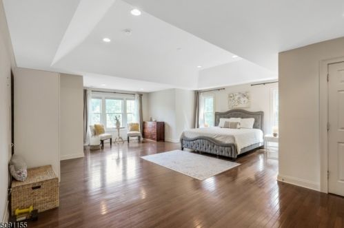 5 Poplar Ct, Dover NJ  07869-2429 exterior