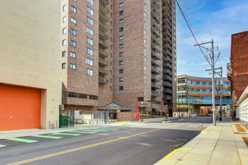 26 10th St, Saint Paul MN  55102-1042 exterior
