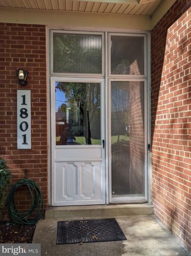 1801 Ladd St, Silver Spring MD  20902-3524 exterior