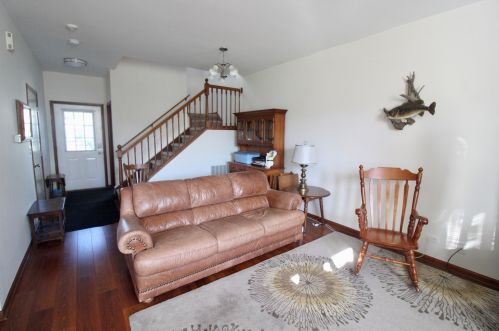 1248 Whispering Hills Dr, Naperville IL  60540-0902 exterior