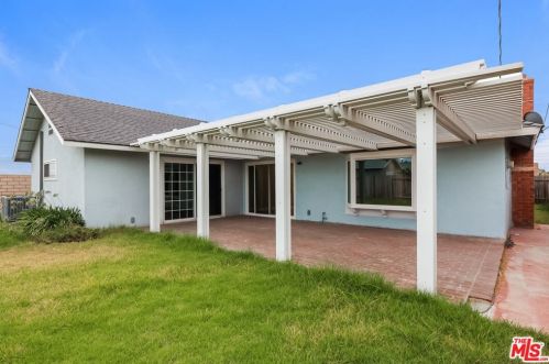 17361 Santa Maria St, Santa Ana CA  92708-3121 exterior