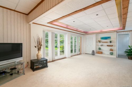 3136 Alika Ave, Honolulu HI  96817-1103 exterior
