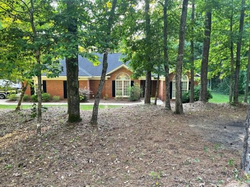 18 Black Oak Ct, Cataula, GA 31804-2758