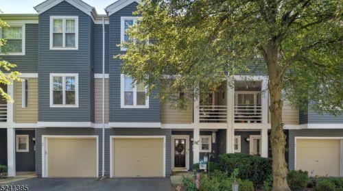 126 Bonney Ct, Bridgewater, NJ 08807-2088