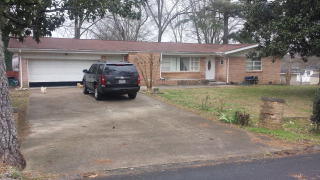 300 Robinwood Dr, Dalton, GA 30721-4028