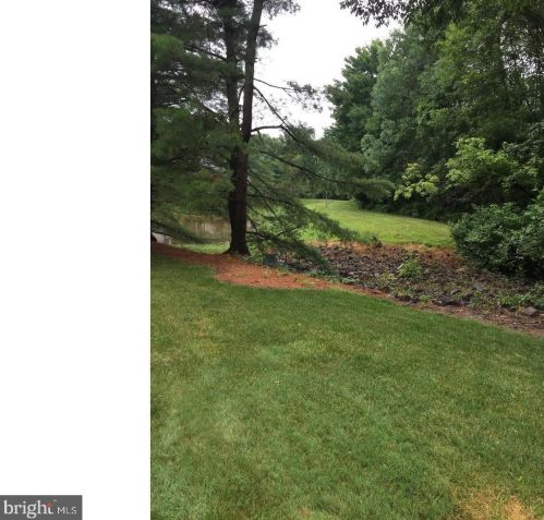 7 Heath Ct, Princeton NJ  08540-7057 exterior