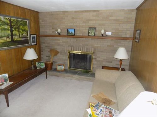 102 Beech Ave, Tiverton, RI 02878-1412