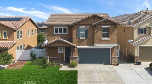 552 Blackberry Dr, Perris, CA 92571-7835
