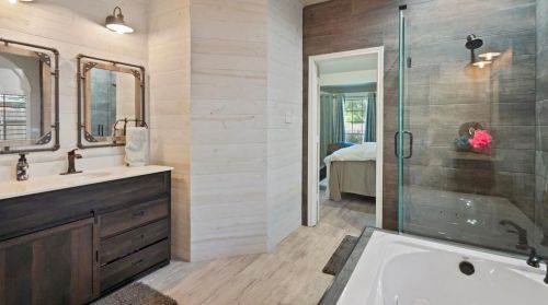 5845 Fathom Dr, Fort Worth TX  76135-7014 exterior