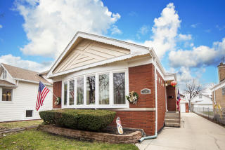 3301 Highland Ave, Forest View IL  60402-3815 exterior