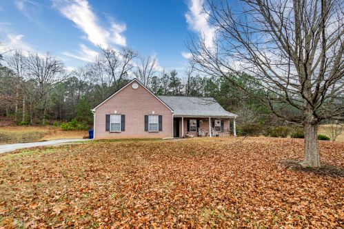 380 Plantation Ridge Ct, Loganville, GA 30052-3688