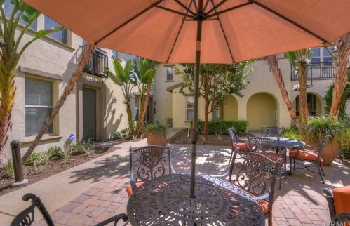 24 Vintage, Irvine CA  92620-3409 exterior