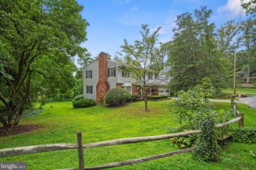 16 Severn River Rd, Severna Park, MD 21146-4658