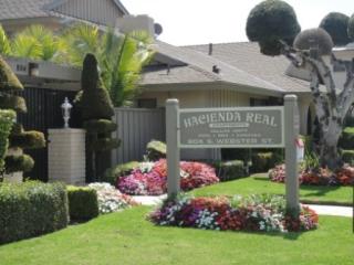 804 Webster Ave, Anaheim CA  92804-4118 exterior