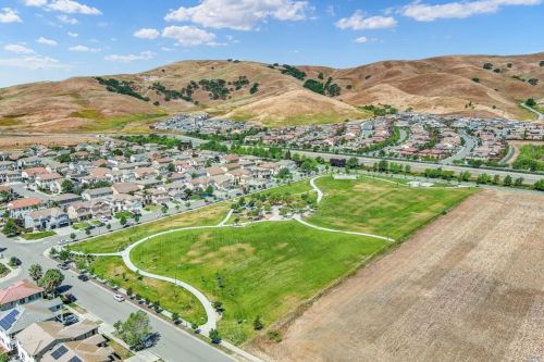 5077 Ellis Godfrey Dr, Fairfield CA  94533-8959 exterior