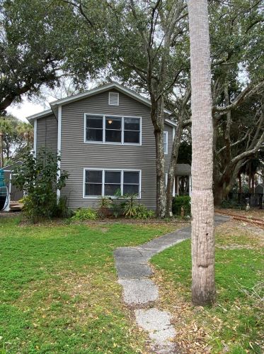 11 22nd Ave, Isle Of Palms, SC 29451-2303
