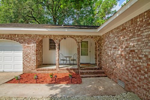 200 Finch St, Ladson SC  29456-4909 exterior