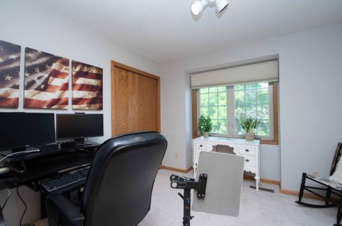 9063 Duckwood Trl, Saint Paul MN  55125-8687 exterior