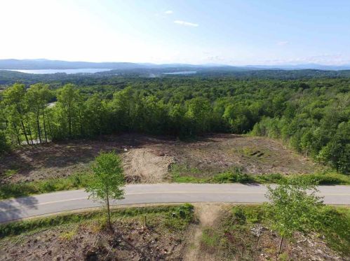 42 Garden Hill Dr, Laconia, NH 03249