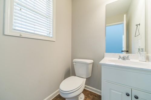 659 Peachtree Rd, Jefferson GA  30549-1558 exterior