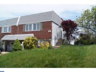 423 Regina St, Philadelphia, PA 19116-2404