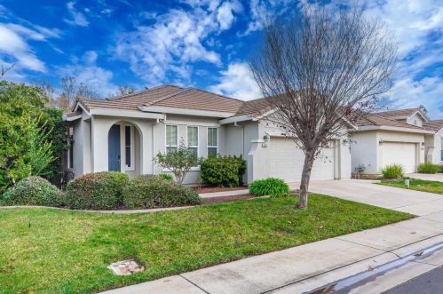 2925 Tree Swallow Cir, Elk Grove, CA 95757-8108