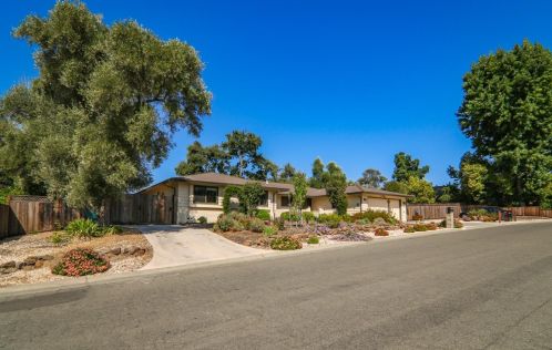 8117 Shangrila Dr, Fair Oaks, CA 95628-6028