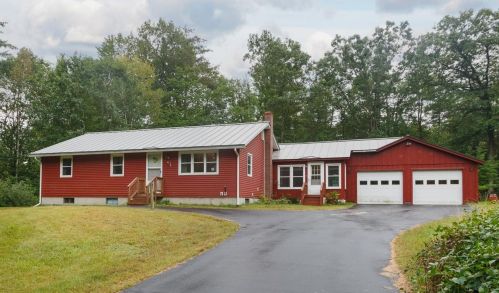 226 Corn Hill Rd, Concord, NH 03303-2322