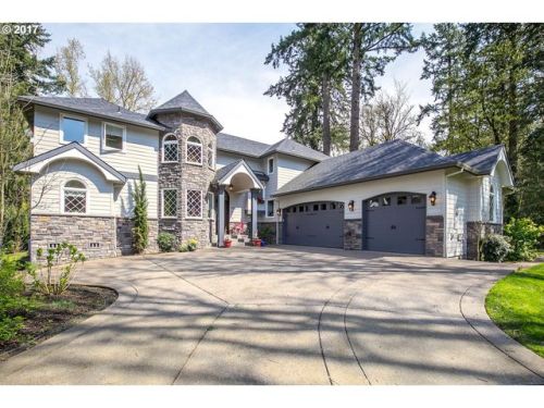 26283 Butteville Rd, Aurora OR  97002-8751 exterior