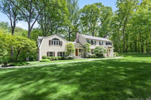 32 Mayapple Rd, Wilton, CT 06897-5014