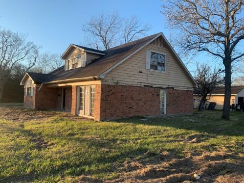 1216 B St, Morgans Point, TX 77571-4960
