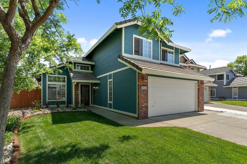 8983 Belle Harbor Ct, Elk Grove, CA 95624-1328
