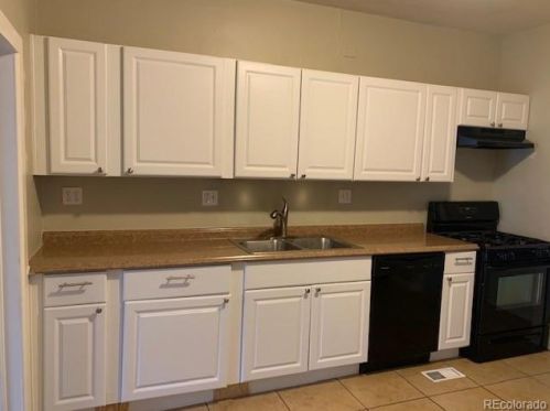 3300 2nd Ave, Denver, CO 80206-5302