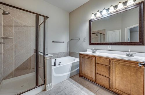 6625 Thistle Wood Dr, Midlothian TX  76065-6999 exterior