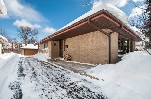 5435 Central Ave, Western Springs, IL 60558-1837