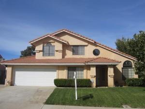 4665 Grandview Dr, Palmdale, CA 93551-1109