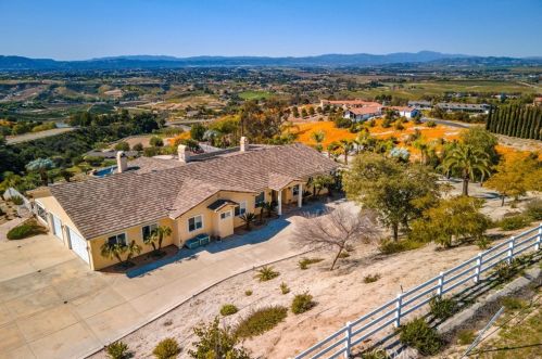 41760 Chaparral Dr, Temecula, CA 92592-8404