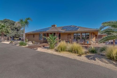 8871 Etcheverry Dr, Tracy, CA 95304-8106