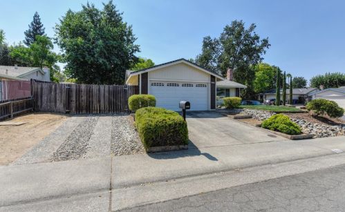 8026 Avalos Way, Citrus Heights, CA 95610-2728