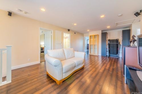 8735 Fallbrook Way, Anaheim CA  92808-3600 exterior