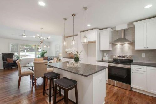 355 Laquita Dr, Atlanta GA  30315-6610 exterior
