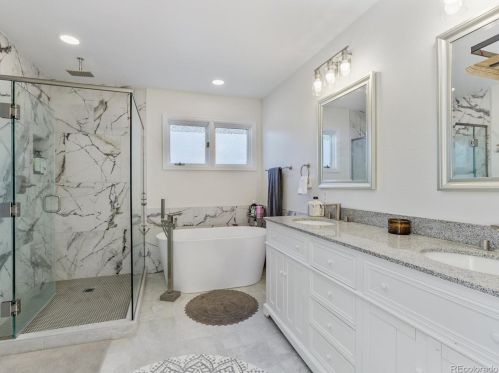 16223 Belleview Dr, Aurora CO  80015-4157 exterior