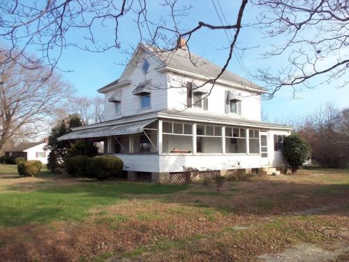 12001 Atlantic Rd, Assawoman, VA 23302-2329