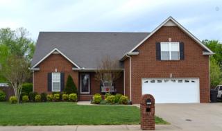 4820 Hammock Dr, Murfreesboro, TN 37128-3782