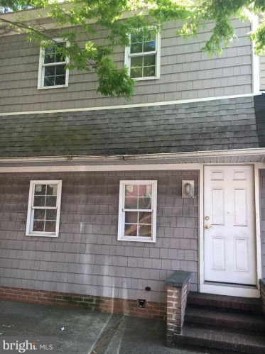 927 Broad St, Trenton NJ  08611-2008 exterior