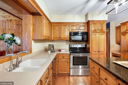 12038 Gantry Ln, Saint Paul MN  55124-6286 exterior