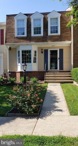 4507 Blue Jay Ct, Woodbridge, VA 22193-1869