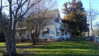 509 7th St, Dekalb, IL 60115-3838