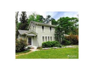 105 James St, Darlington, SC 29532-2821